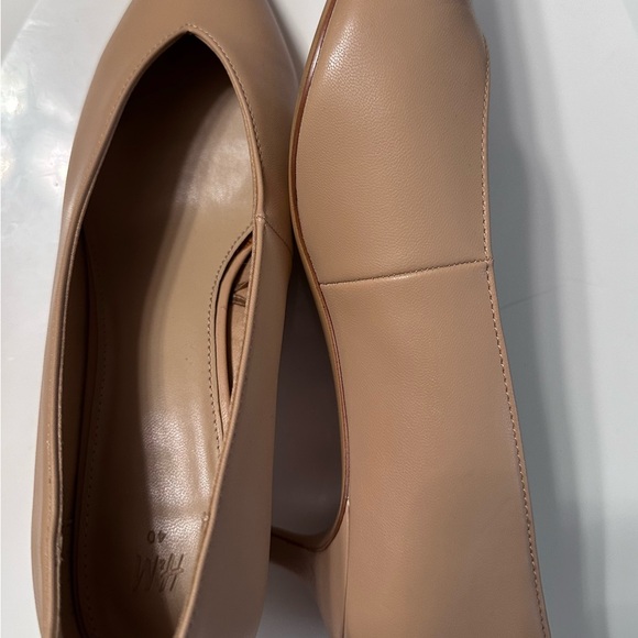 Tan H&M shoes - Picture 4 of 5